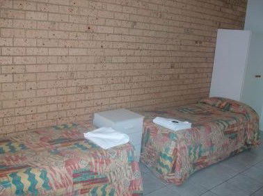 Yamba Motor Inn - Local Tourism 1