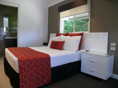 The Gateway Village Holiday Park - Accommodation Australia 9
