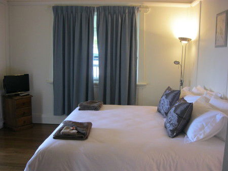 Blooms Cottage - Accommodation Australia 1