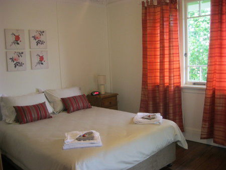 Blooms Cottage - Accommodation Australia 2