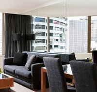 Quay West Suites Sydney - Australia Shopping
