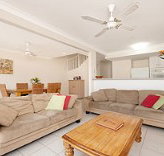 Aaah 2  Byron - Accommodation Australia