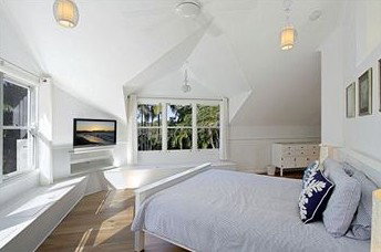 Ayesha's Luxury Beach House - Accommodation Australia 3