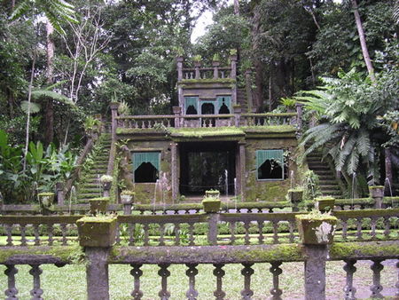 Paronella Park - Local Tourism 0