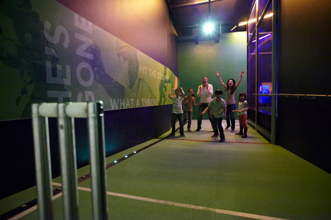 Melbourne Cricket Ground - Accommodation Australia 4
