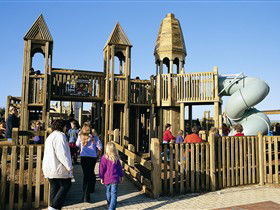 Jubilee Park Adventure Playground - Accommodation Australia 0