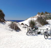Little Parakeet Bay - Local Tourism