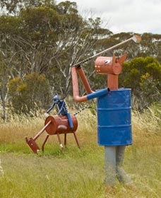 Tin Horse Highway - Local Tourism 0