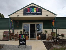 Artel Gallery And Giftware - Accommodation Australia 0