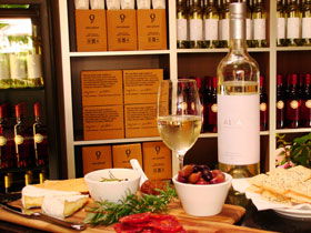 One Planet Cellars - Local Tourism 0