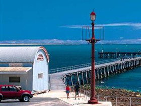 Port Victoria Geology Trail - Bed n Breakfasts 0