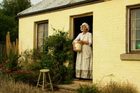 Grannie Rhodes' Cottage - Turn The Key Of Time - Local Tourism 0