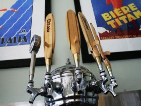 Burleigh Brewing Company - Accommodation Australia 0