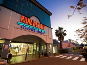 Runaway Bay Shopping Village - Accommodation Australia 0