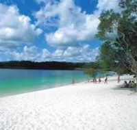 Lake McKenzie - Local Tourism