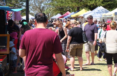 Coolangatta Beachfront Markets - Accommodation Australia 1