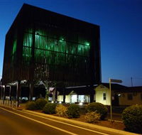 Tree Of Knowledge Memorial - Local Tourism