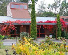 Fergusson Winery & Restaurant - Local Tourism 0
