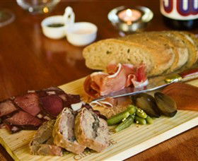 Jones Winery & Vineyard Cafe - Australia Shopping 2