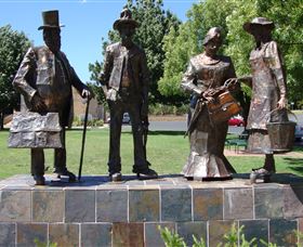 Dad, Dave, Mum And Mabel - Accommodation Australia 0