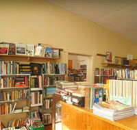 Corryong Browsers Bookshop - Accommodation Australia