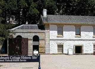 Cadmans Cottage - Local Tourism 0