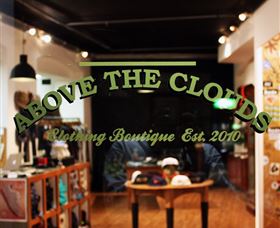 Above The Clouds Store - Bed n Breakfasts 0
