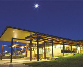 Twin Creeks Golf And Country Club - Accommodation Australia 2
