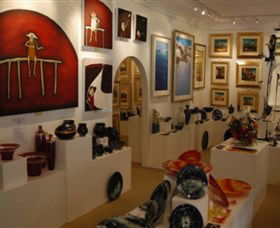 Articles Fine Art Gallery - Accommodation Australia 0