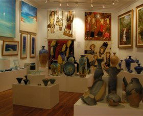 Articles Fine Art Gallery - Accommodation Australia 1
