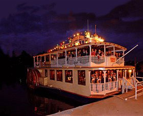 Nepean Belle Paddlewheeler - Local Tourism 4