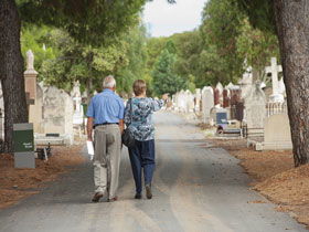 Heritage Highlights Interpretive Trail - West Terrace Cemetery - Local Tourism 0