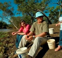 Charleville - Bakers Bend Warrego River Fishing Spot - Local Tourism