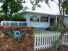 Charleville - Royal Flying Doctor Service Visitor Centre - Accommodation Australia 3