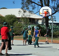 EE Parr O.B.E. Park - Accommodation Australia