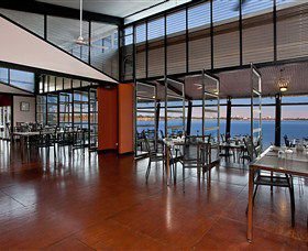 Pee Wee's At The Point - Local Tourism 0
