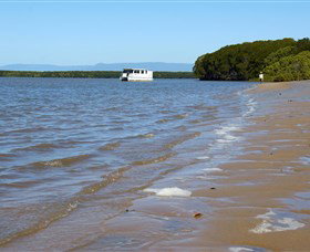 Taylors Beach - Australia Shopping 1