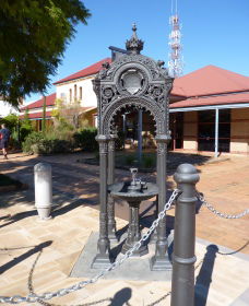 Witcombe Fountain - Accommodation Australia 0