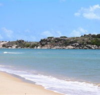 Dhamitjinya East Woody Island and Galaru East Woody Beach - Local Tourism
