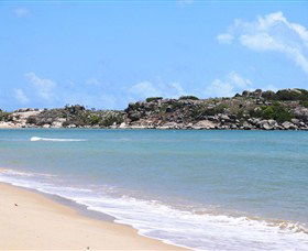 Dhamitjinya (East Woody Island) And Galaru (East Woody Beach) - Accommodation Australia 1