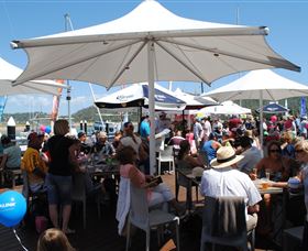 Live Entertainment At Magnetic Island - Accommodation Australia 2