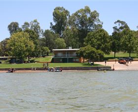 Griffith Boat Club - Local Tourism 1