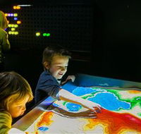 Twisted - Science at Play - Accommodation Australia