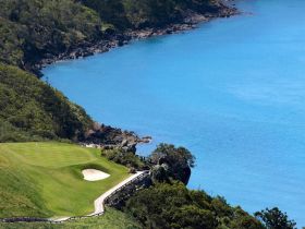 Hamilton Island Golf Club - Bed n Breakfasts 2