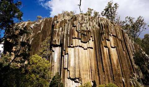 Sawn Rocks Walking Track - Accommodation Australia 1