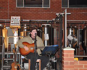 Thirsty Crow Brewery - Accommodation Australia 4