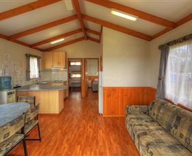 Inland Waters Holiday Parks Lake Burrendong - Accommodation Australia 6