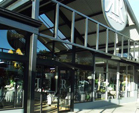 Rambling Rose - Local Tourism 0