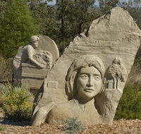 Heritage Sculptures at Pensioners Hill Lookout - Local Tourism