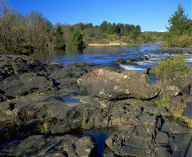 Kambah Pool To Pine Island - Accommodation Australia 0